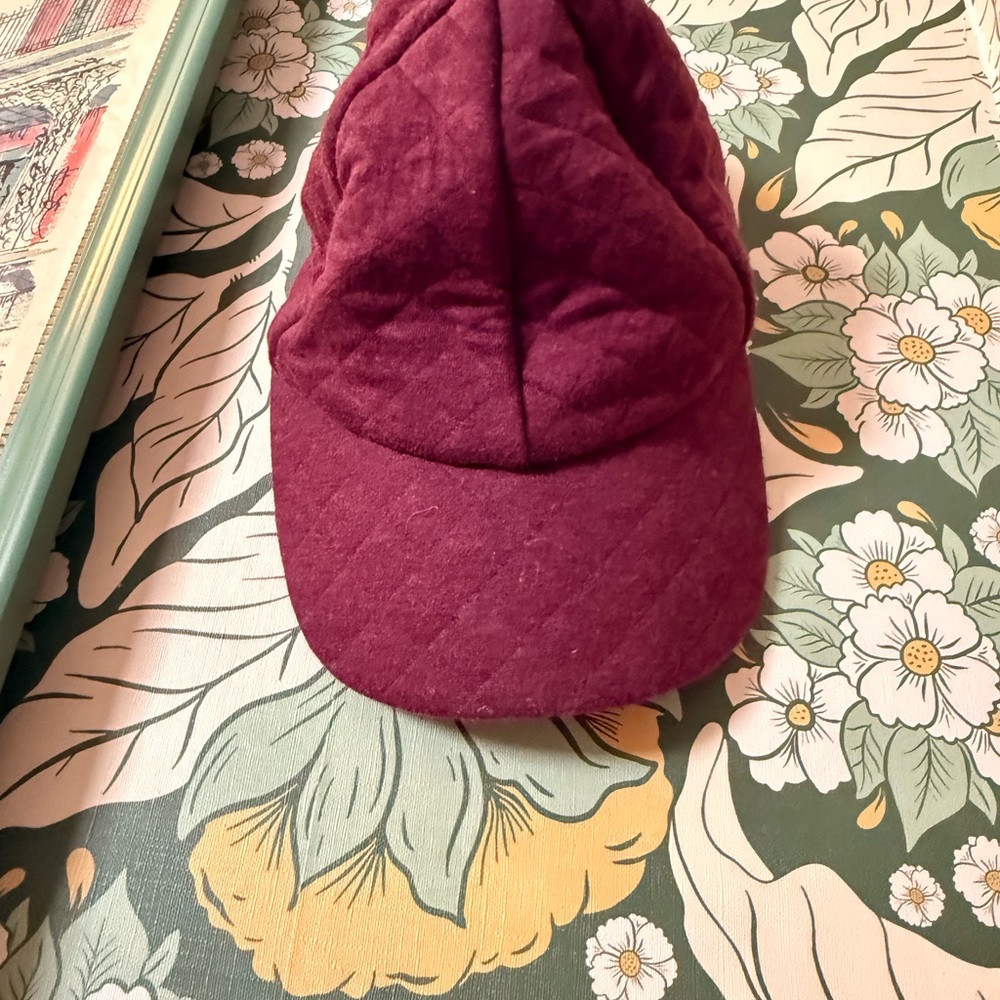 Duluth Trading Co. Burgundy Quilted Cap